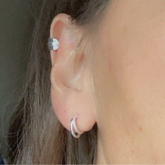 Sterling Silver Double Hoop Smooth and Twist Tiny Huggy Earrings - Picture 13 of 13